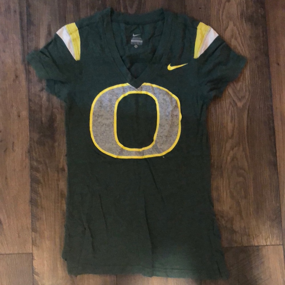 Nike Oregon Ducks shirt